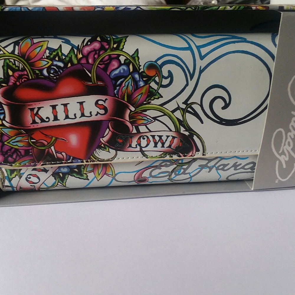 ed hardy wallet